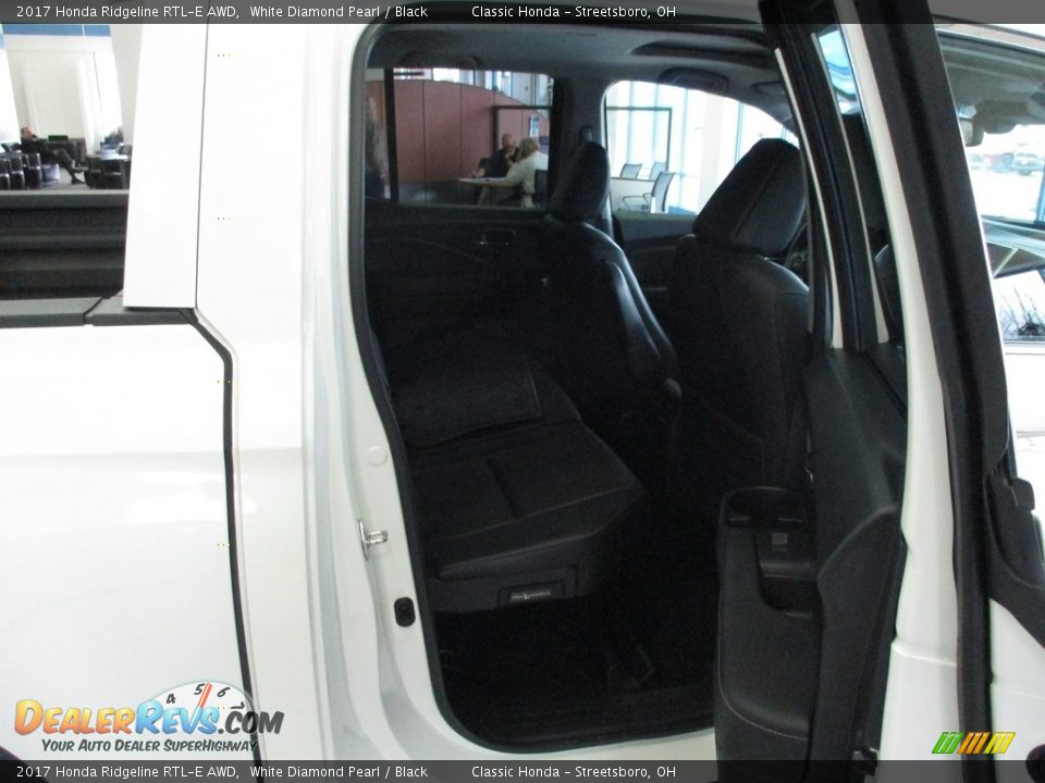 2017 Honda Ridgeline RTL-E AWD White Diamond Pearl / Black Photo #23
