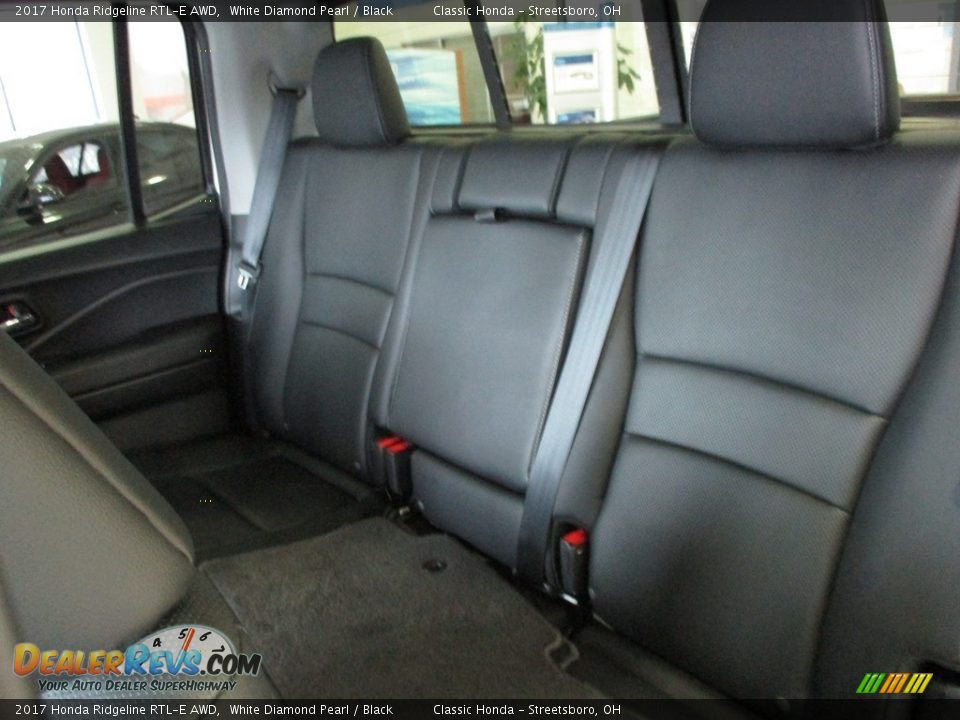 2017 Honda Ridgeline RTL-E AWD White Diamond Pearl / Black Photo #27