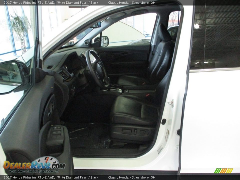 2017 Honda Ridgeline RTL-E AWD White Diamond Pearl / Black Photo #30