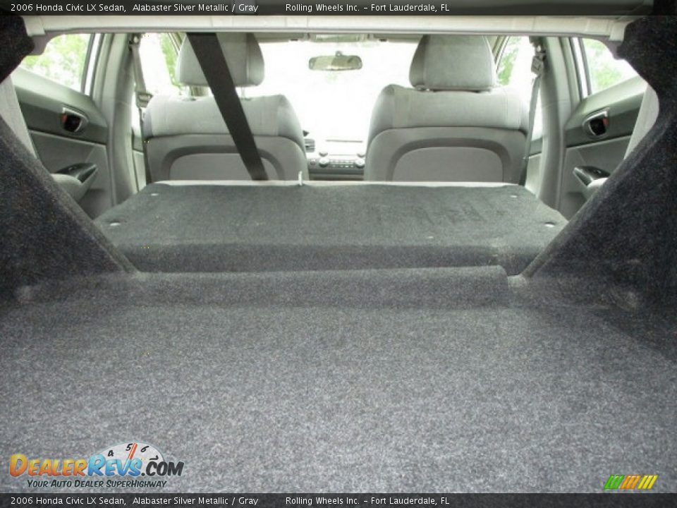 2006 Honda Civic LX Sedan Alabaster Silver Metallic / Gray Photo #16