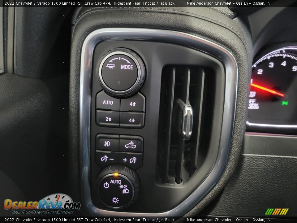 2022 Chevrolet Silverado 1500 Limited RST Crew Cab 4x4 Iridescent Pearl Tricoat / Jet Black Photo #27