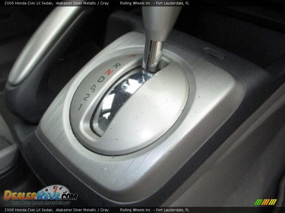 2006 Honda Civic LX Sedan Alabaster Silver Metallic / Gray Photo #30