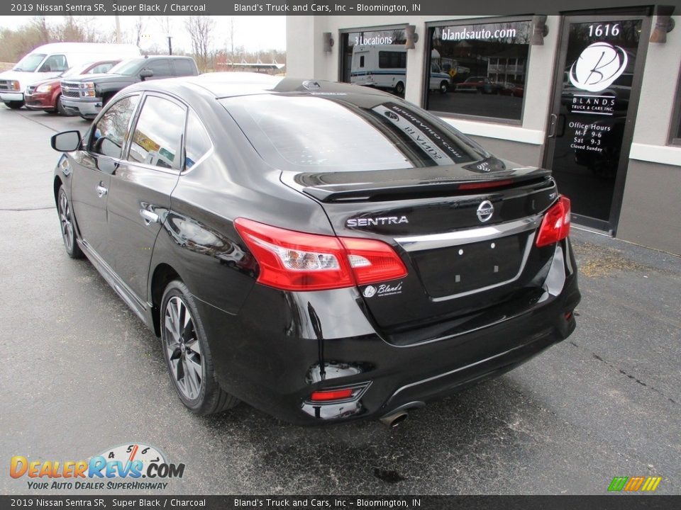 2019 Nissan Sentra SR Super Black / Charcoal Photo #3