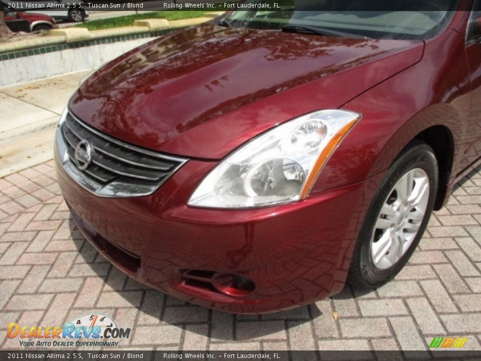 2011 Nissan Altima 2.5 S Tuscan Sun / Blond Photo #35