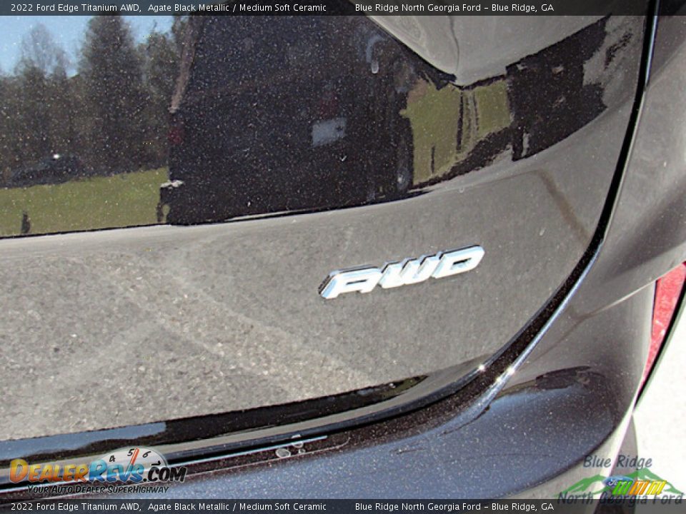 2022 Ford Edge Titanium AWD Agate Black Metallic / Medium Soft Ceramic Photo #29