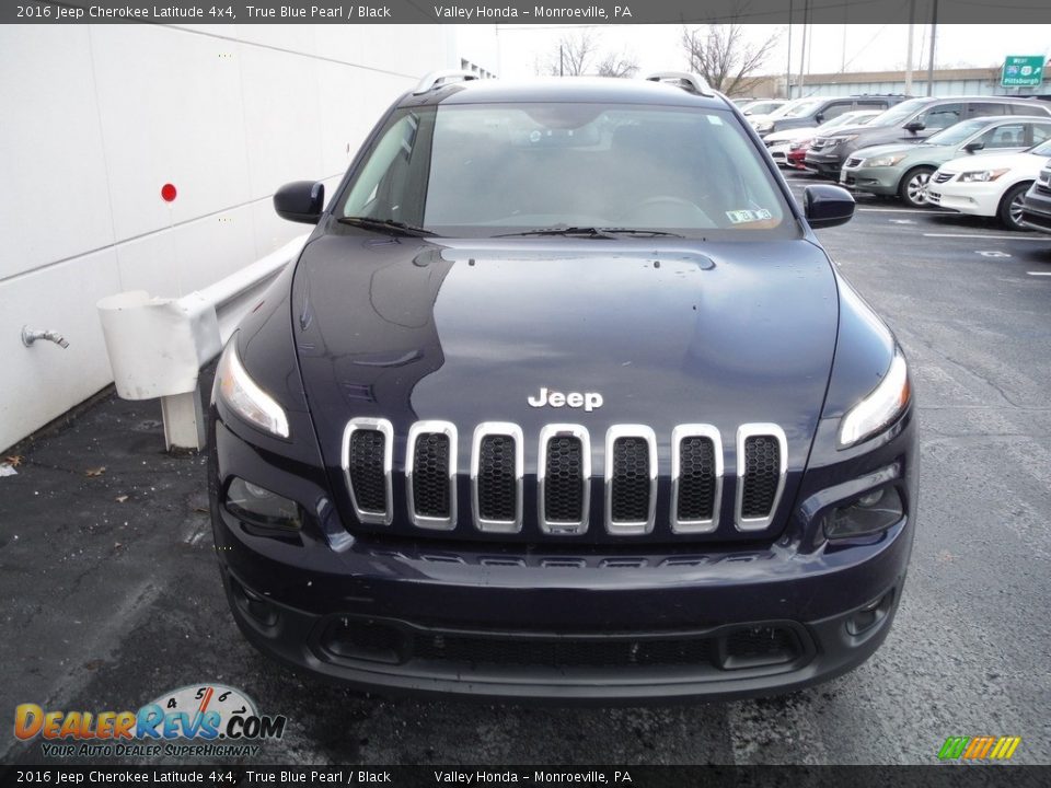 2016 Jeep Cherokee Latitude 4x4 True Blue Pearl / Black Photo #4