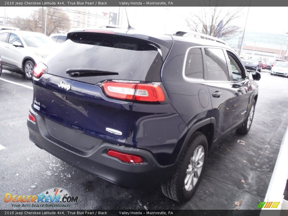 2016 Jeep Cherokee Latitude 4x4 True Blue Pearl / Black Photo #6