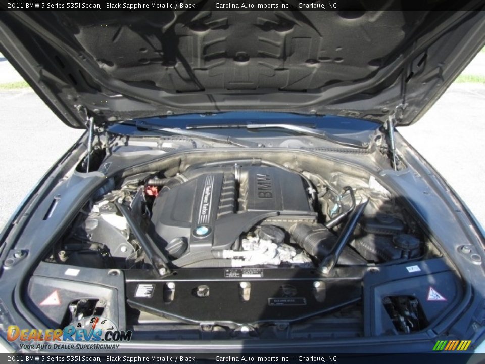 2011 BMW 5 Series 535i Sedan Black Sapphire Metallic / Black Photo #25