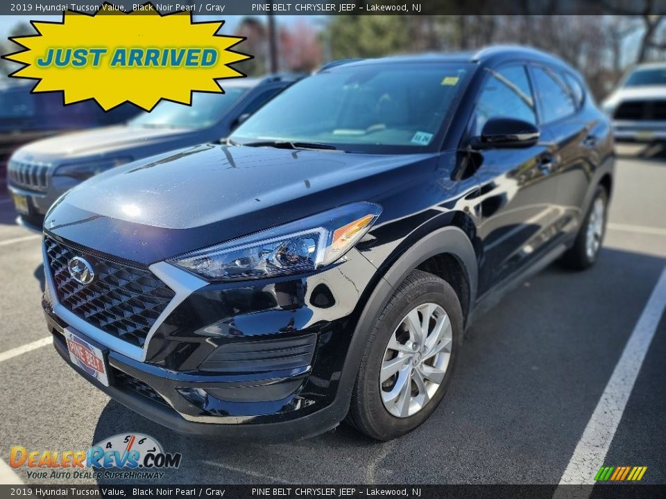 2019 Hyundai Tucson Value Black Noir Pearl / Gray Photo #1