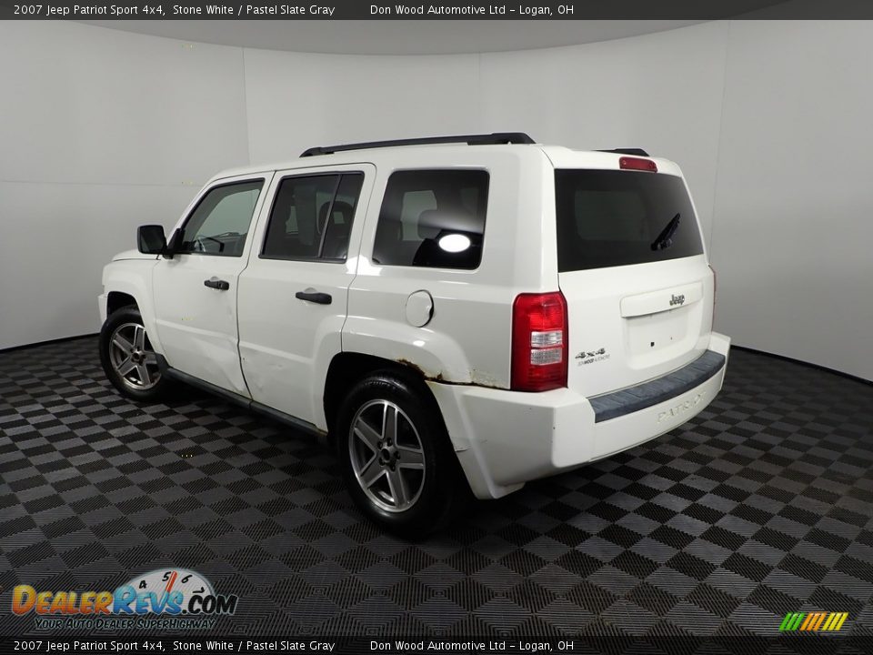 2007 Jeep Patriot Sport 4x4 Stone White / Pastel Slate Gray Photo #4