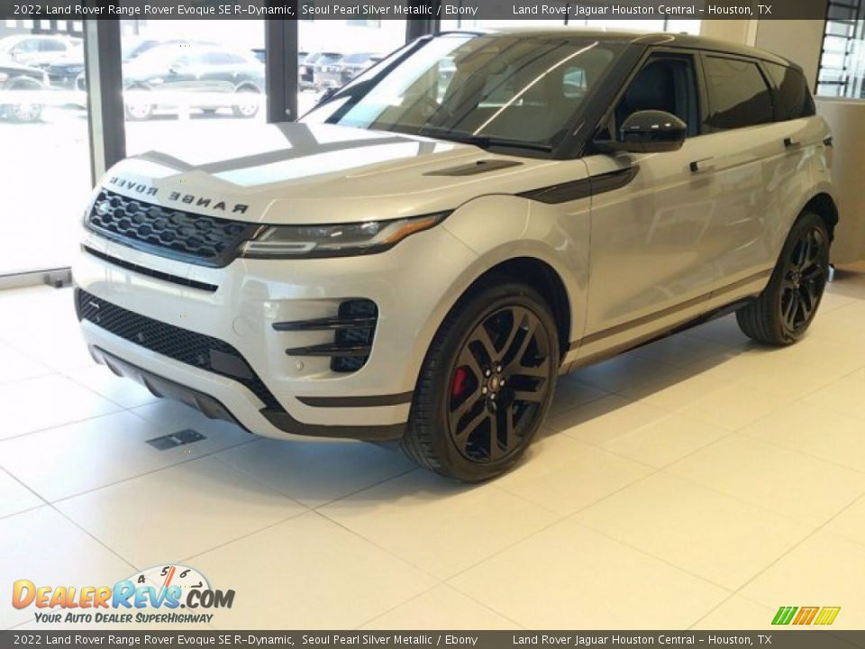 Front 3/4 View of 2022 Land Rover Range Rover Evoque SE R-Dynamic Photo #1