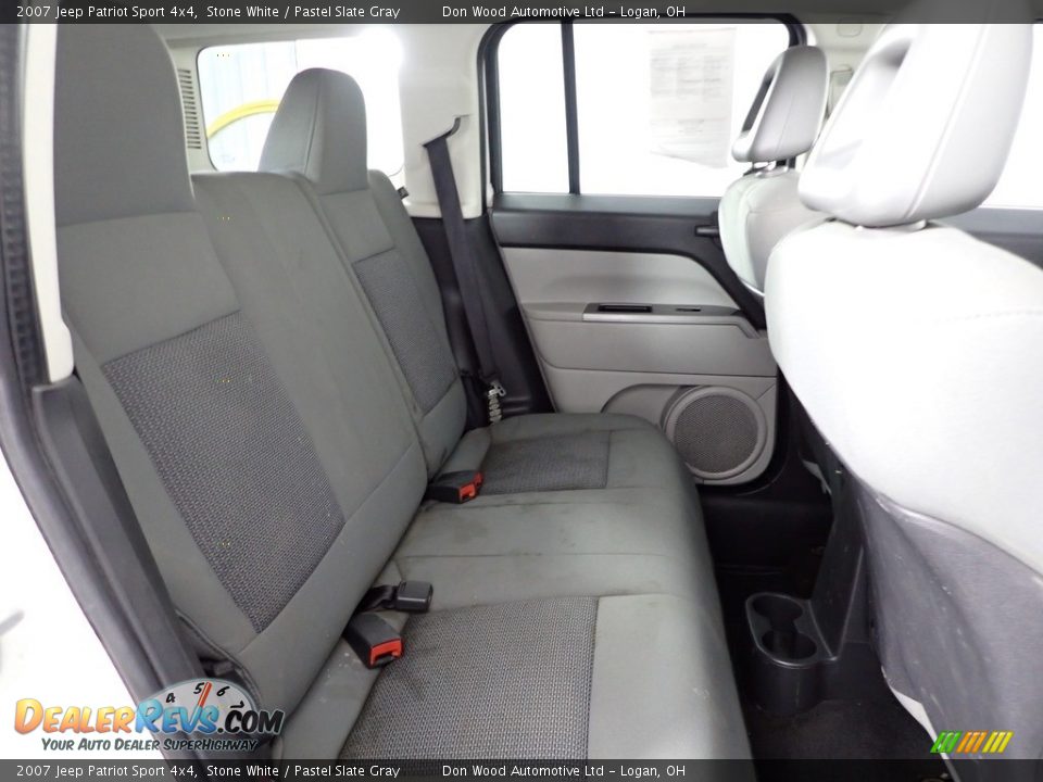 2007 Jeep Patriot Sport 4x4 Stone White / Pastel Slate Gray Photo #25