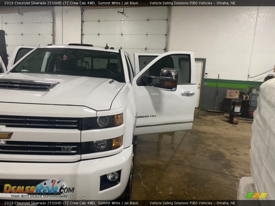 2019 Chevrolet Silverado 2500HD LTZ Crew Cab 4WD Summit White / Jet Black Photo #4