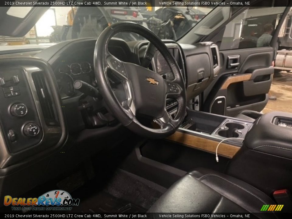 2019 Chevrolet Silverado 2500HD LTZ Crew Cab 4WD Summit White / Jet Black Photo #6