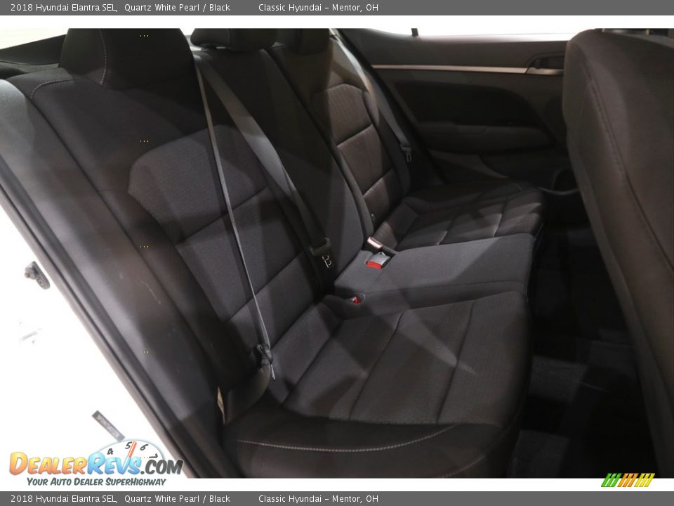 2018 Hyundai Elantra SEL Quartz White Pearl / Black Photo #14
