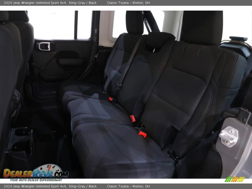 2020 Jeep Wrangler Unlimited Sport 4x4 Sting-Gray / Black Photo #16