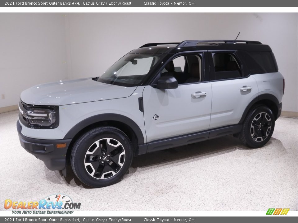 Front 3/4 View of 2021 Ford Bronco Sport Outer Banks 4x4 Photo #3