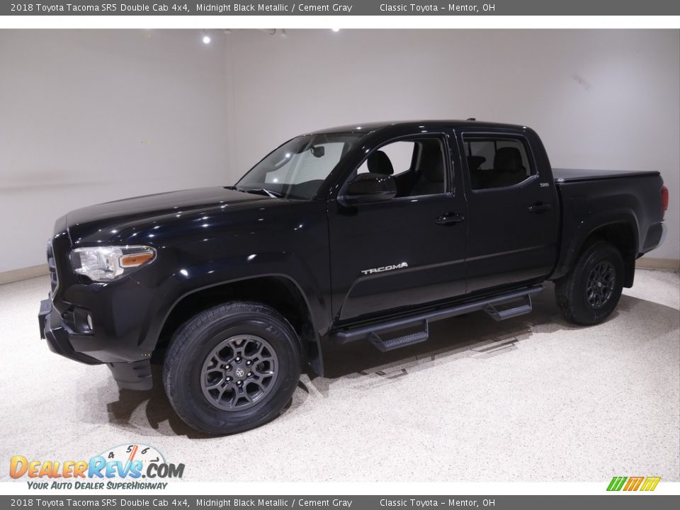 2018 Toyota Tacoma SR5 Double Cab 4x4 Midnight Black Metallic / Cement Gray Photo #3