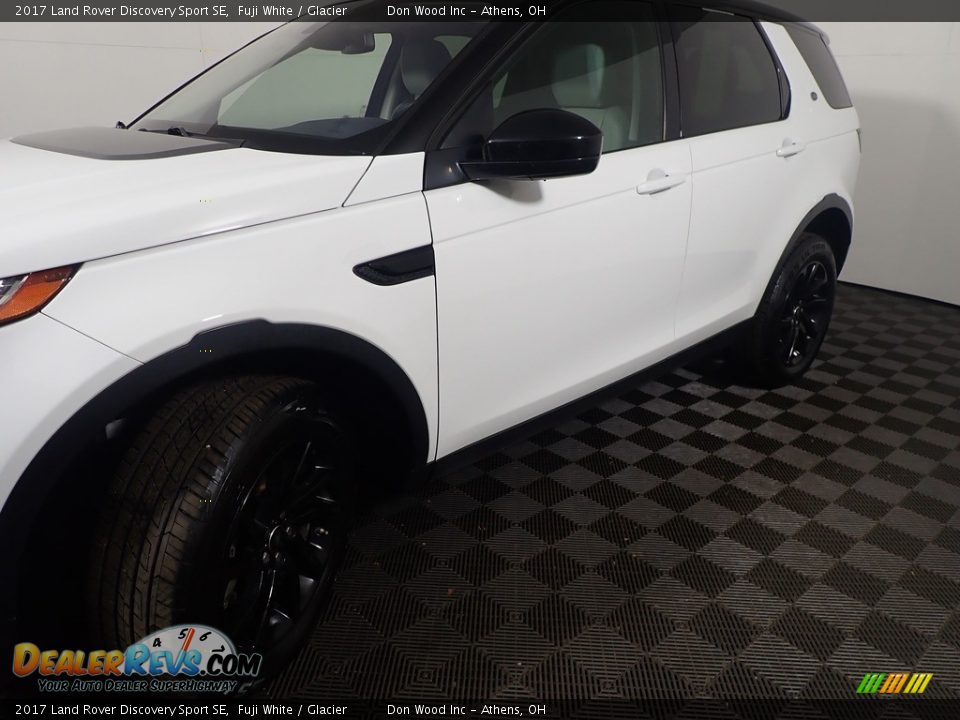 2017 Land Rover Discovery Sport SE Fuji White / Glacier Photo #11