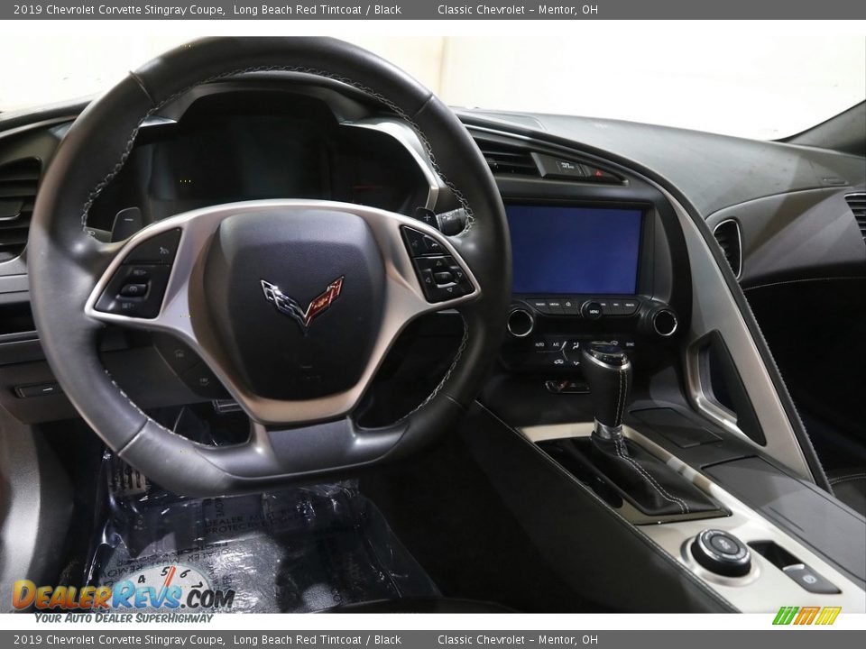 Dashboard of 2019 Chevrolet Corvette Stingray Coupe Photo #6