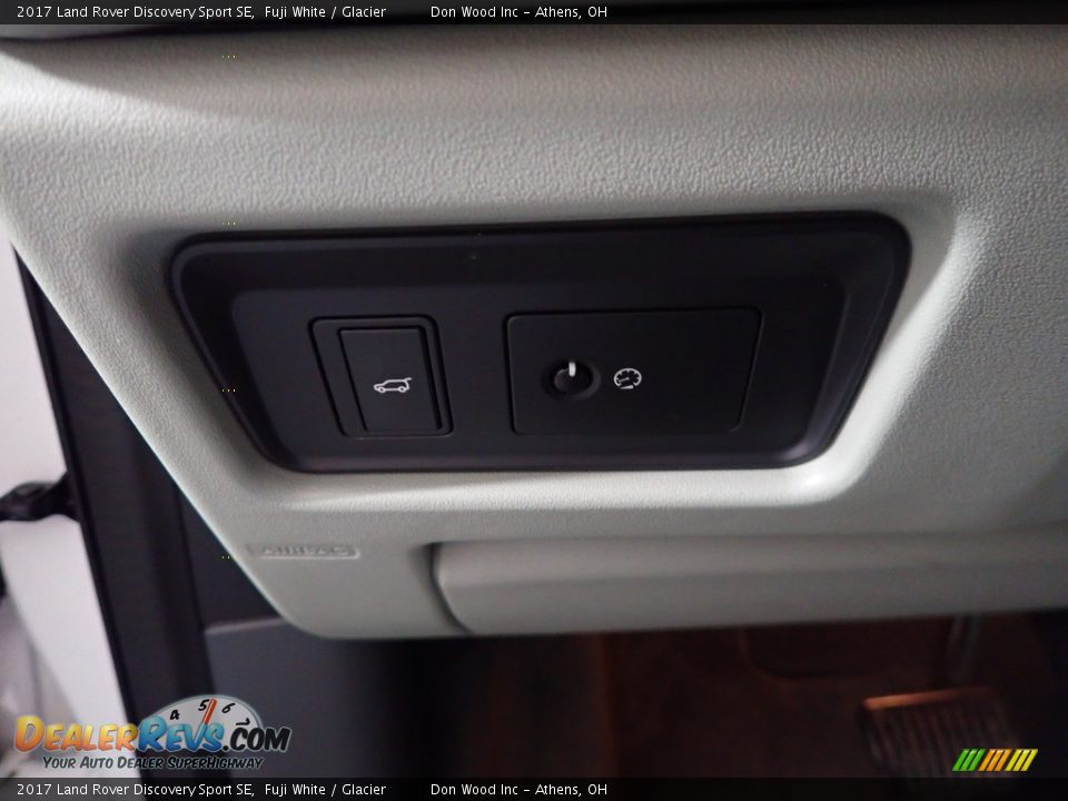 2017 Land Rover Discovery Sport SE Fuji White / Glacier Photo #33