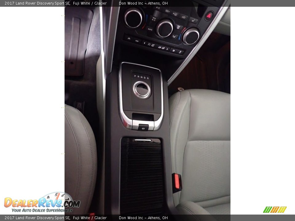 2017 Land Rover Discovery Sport SE Fuji White / Glacier Photo #34