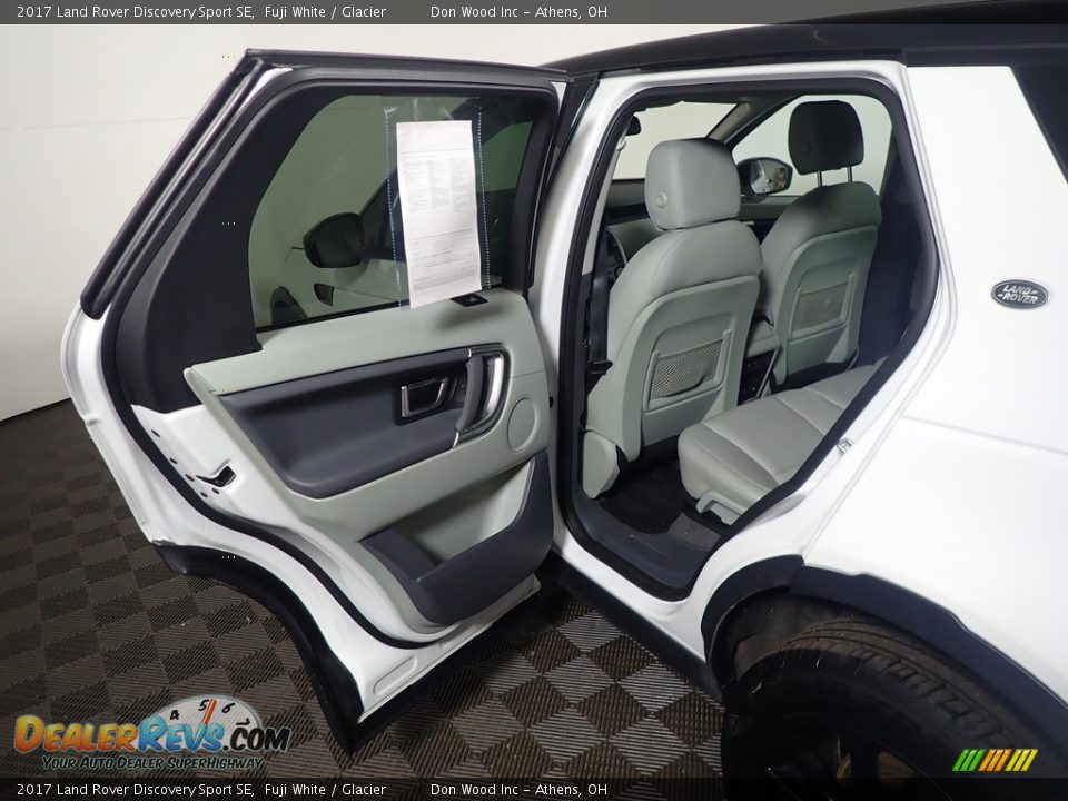 2017 Land Rover Discovery Sport SE Fuji White / Glacier Photo #36