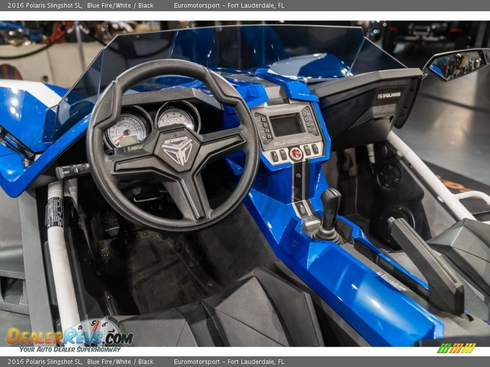 Black Interior - 2016 Polaris Slingshot SL Photo #7