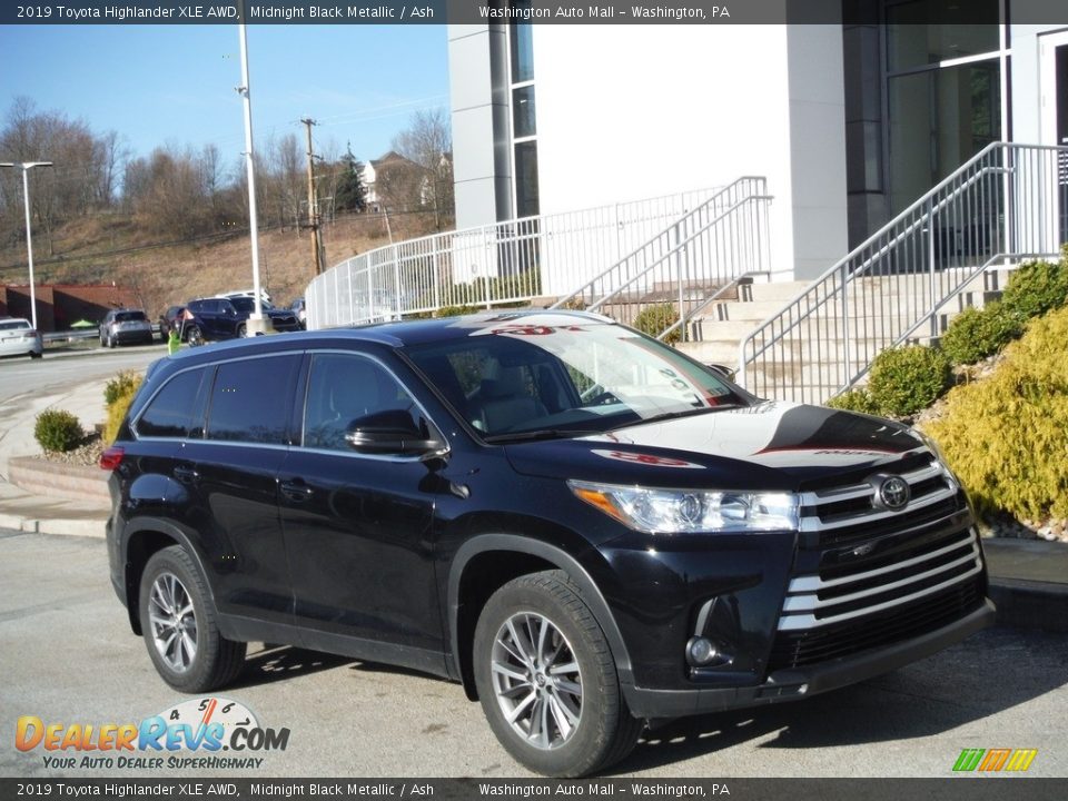 2019 Toyota Highlander XLE AWD Midnight Black Metallic / Ash Photo #1