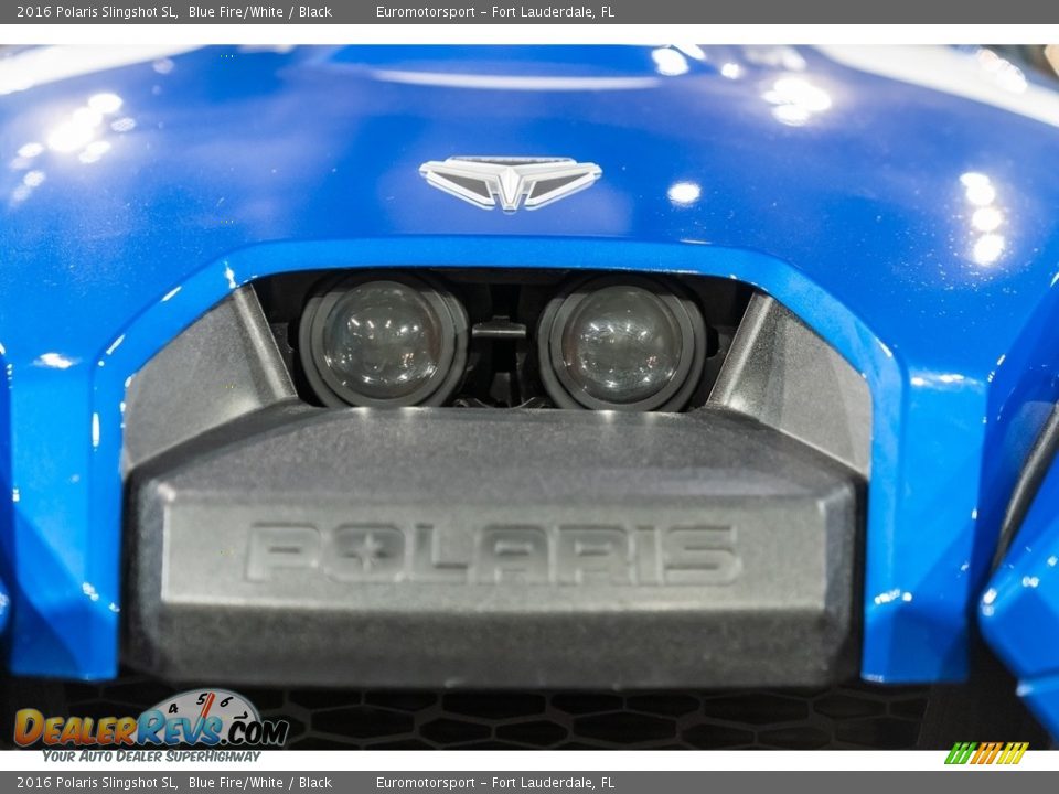 2016 Polaris Slingshot SL Blue Fire/White / Black Photo #18