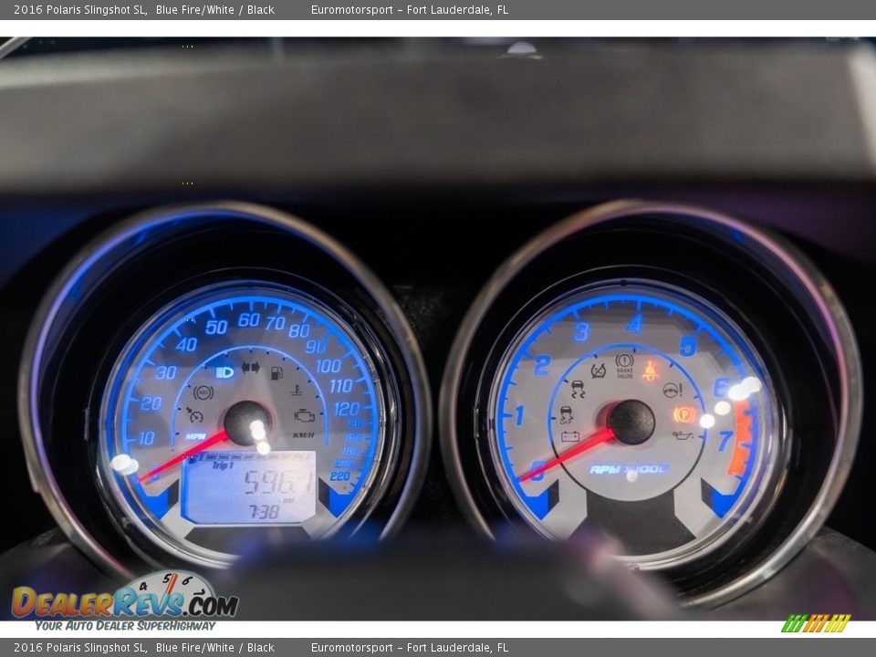 2016 Polaris Slingshot SL Gauges Photo #21