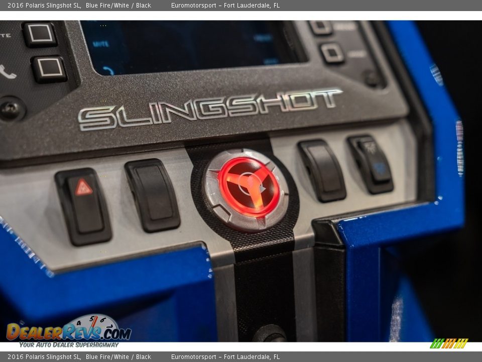 2016 Polaris Slingshot SL Logo Photo #25