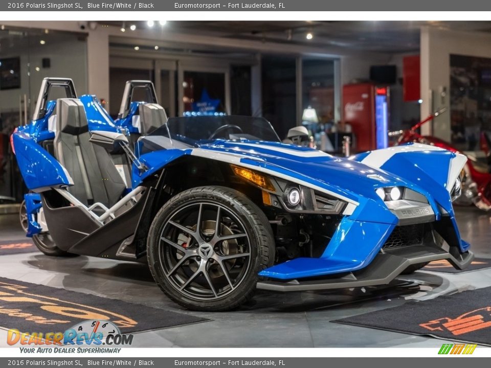 Blue Fire/White 2016 Polaris Slingshot SL Photo #38