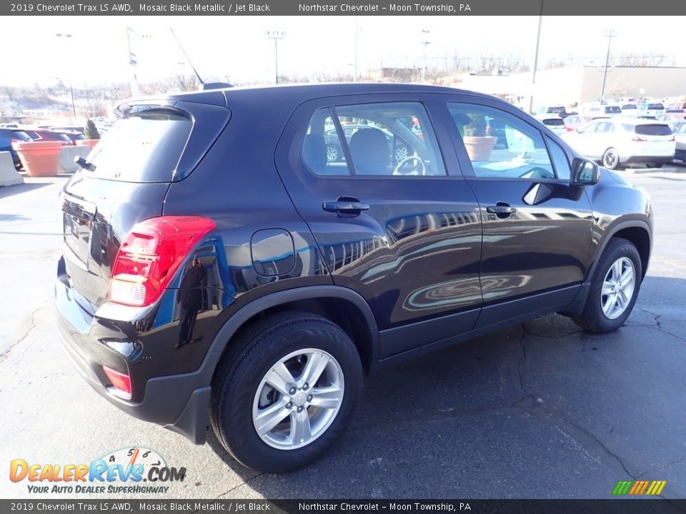 2019 Chevrolet Trax LS AWD Mosaic Black Metallic / Jet Black Photo #9