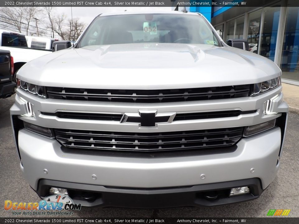 2022 Chevrolet Silverado 1500 Limited RST Crew Cab 4x4 Silver Ice Metallic / Jet Black Photo #8