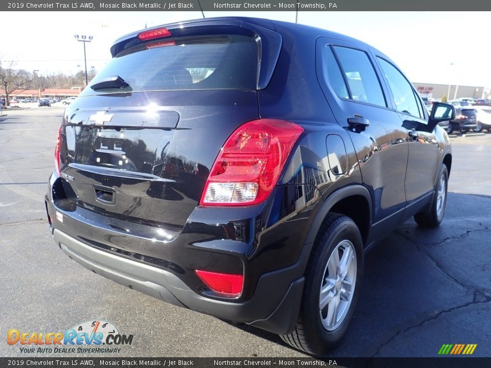 2019 Chevrolet Trax LS AWD Mosaic Black Metallic / Jet Black Photo #8