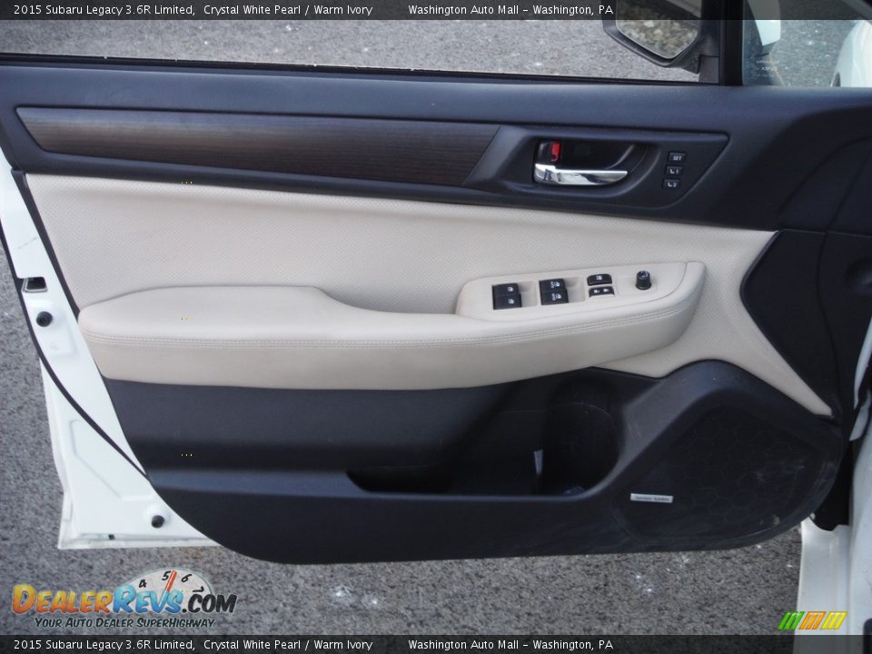 Door Panel of 2015 Subaru Legacy 3.6R Limited Photo #18