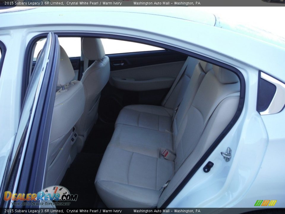 2015 Subaru Legacy 3.6R Limited Crystal White Pearl / Warm Ivory Photo #28