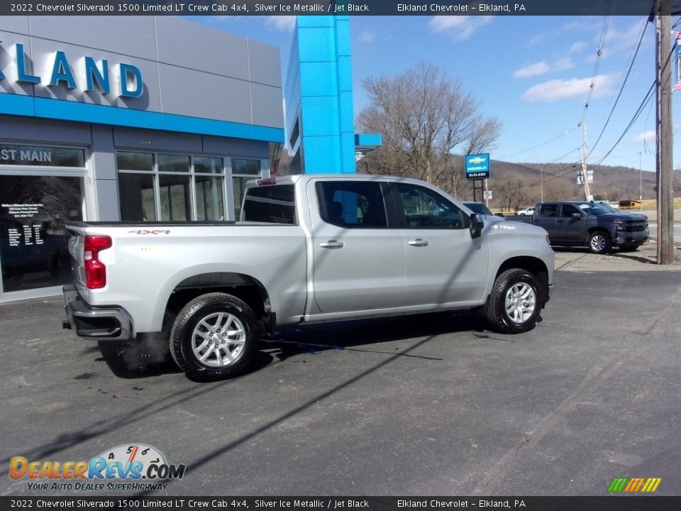 2022 Chevrolet Silverado 1500 Limited LT Crew Cab 4x4 Silver Ice Metallic / Jet Black Photo #3