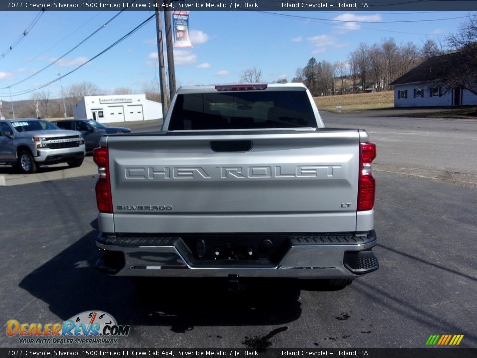 2022 Chevrolet Silverado 1500 Limited LT Crew Cab 4x4 Silver Ice Metallic / Jet Black Photo #4