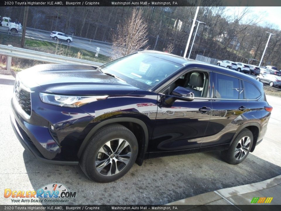 2020 Toyota Highlander XLE AWD Blueprint / Graphite Photo #14