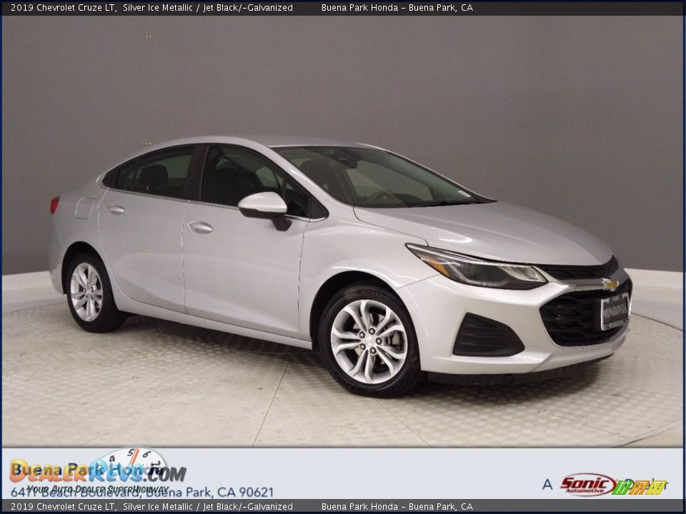 2019 Chevrolet Cruze LT Silver Ice Metallic / Jet Black/­Galvanized Photo #1