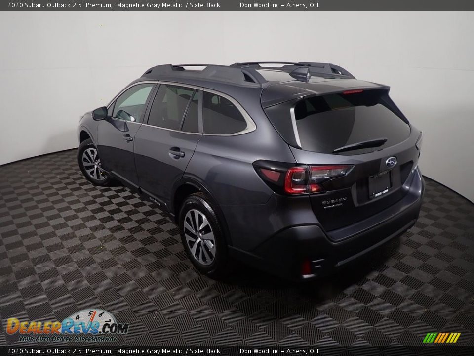 2020 Subaru Outback 2.5i Premium Magnetite Gray Metallic / Slate Black Photo #13