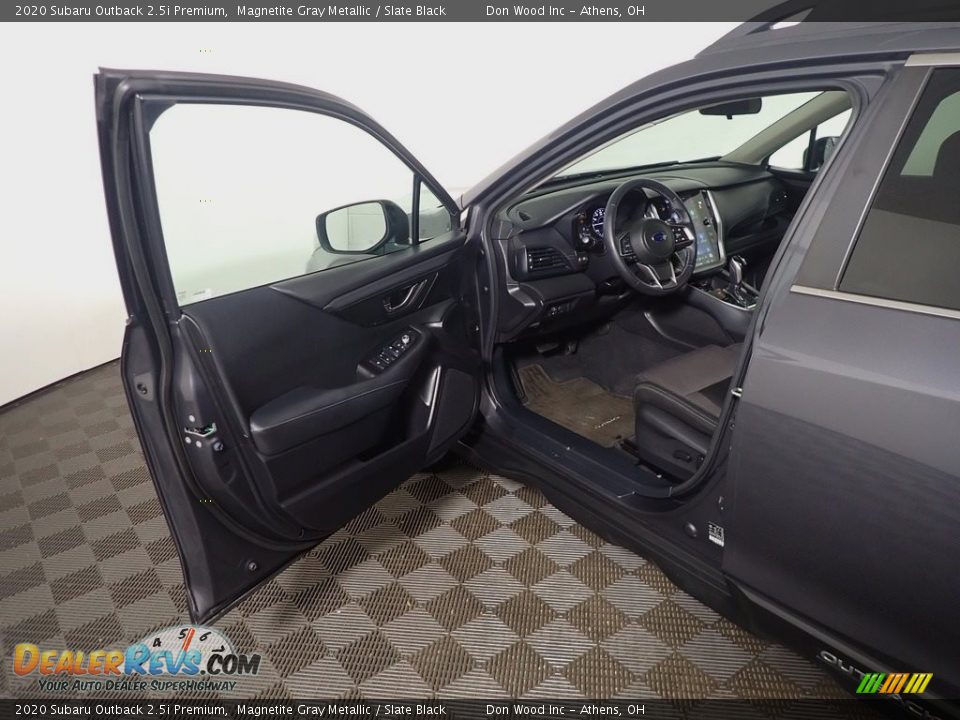 2020 Subaru Outback 2.5i Premium Magnetite Gray Metallic / Slate Black Photo #22