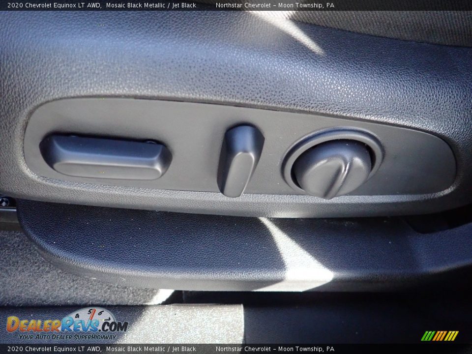 2020 Chevrolet Equinox LT AWD Mosaic Black Metallic / Jet Black Photo #25