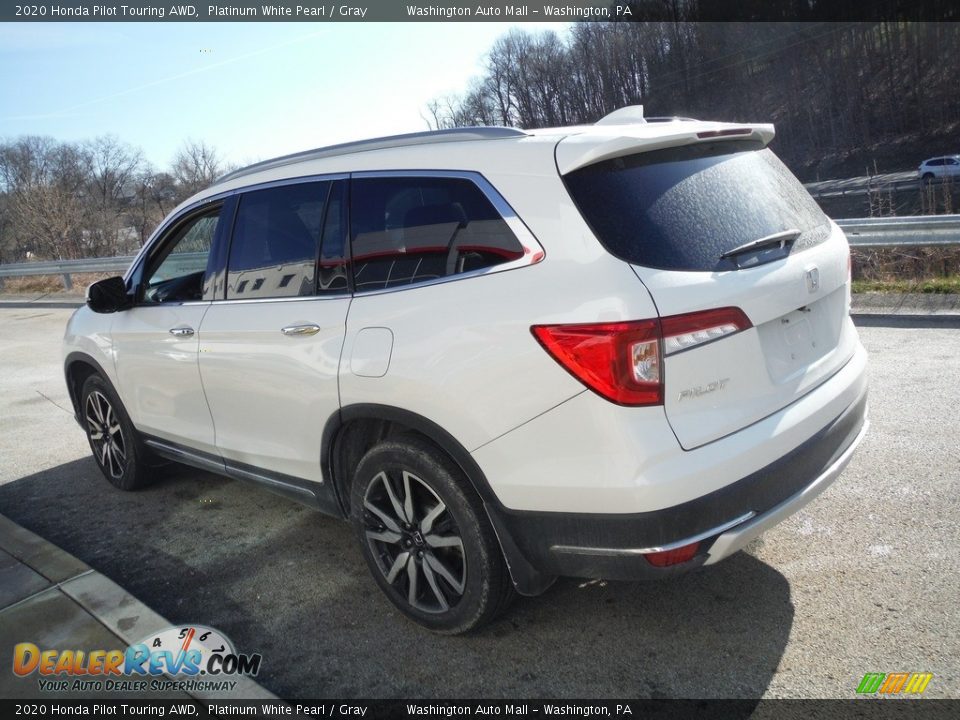 2020 Honda Pilot Touring AWD Platinum White Pearl / Gray Photo #18