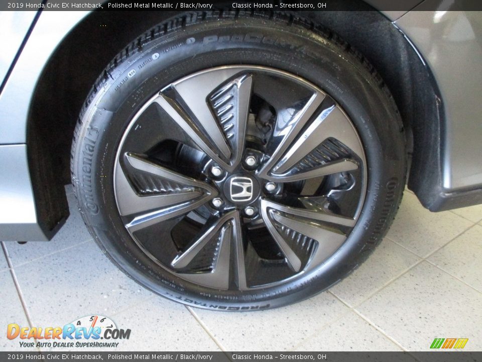 2019 Honda Civic EX Hatchback Polished Metal Metallic / Black/Ivory Photo #11