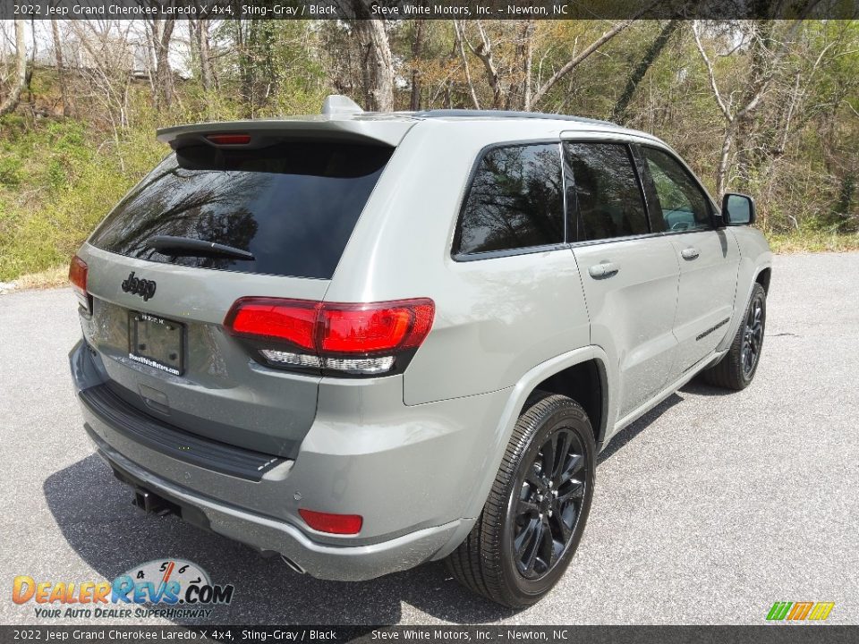2022 Jeep Grand Cherokee Laredo X 4x4 Sting-Gray / Black Photo #6
