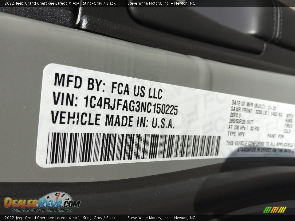 2022 Jeep Grand Cherokee Laredo X 4x4 Sting-Gray / Black Photo #32