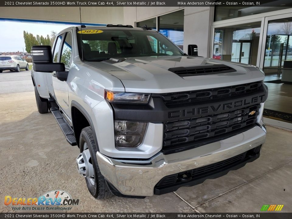 2021 Chevrolet Silverado 3500HD Work Truck Crew Cab 4x4 Silver Ice Metallic / Jet Black Photo #2